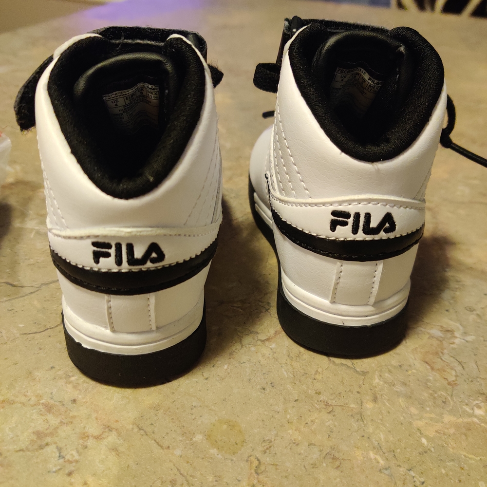 💙3for$15 FILA Toddler High-Top Sneakers -NIB - Picture 3 of 4